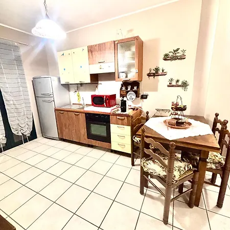 Il Cortiletto 아파트 아세미니